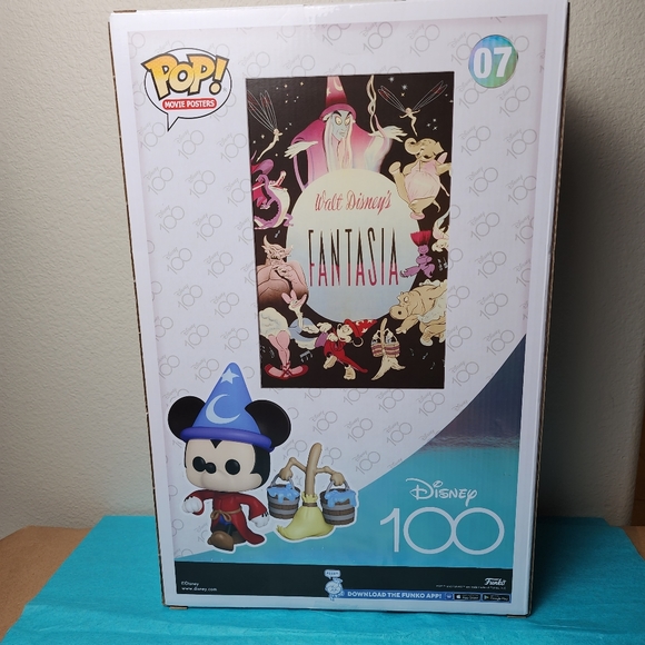 FUNKO POP! MOVIE POSTERS SORCERER'S APPRENTICE MICKEY WITH BROOM - Picture 3 of 6